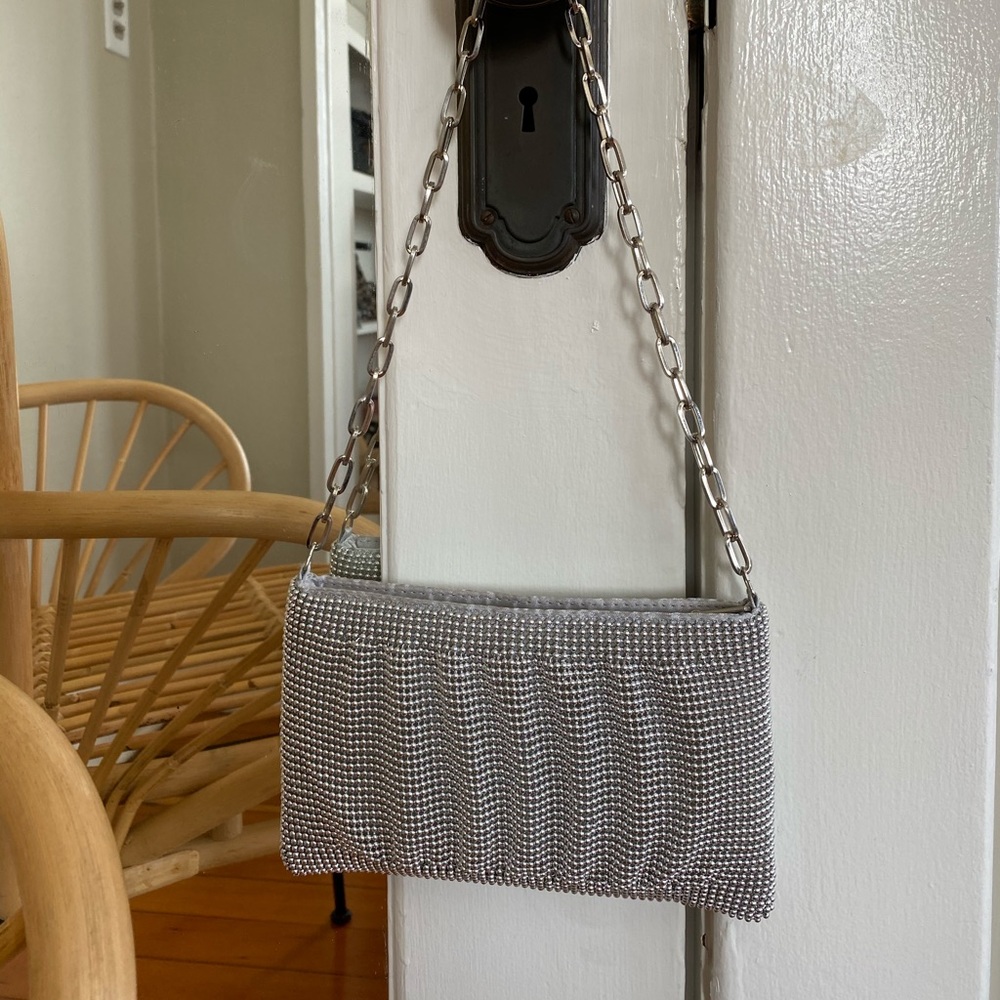 METAL CHAIN PURSE
